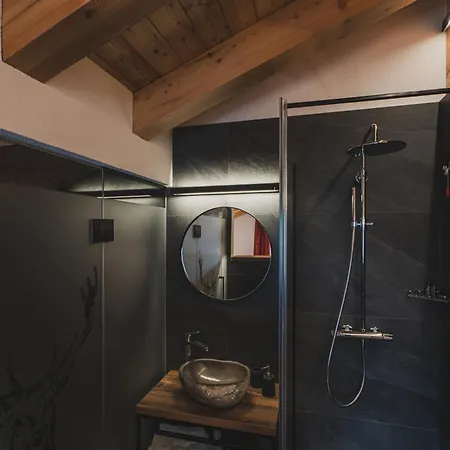 Hotell Rifugio Lago Malghette *