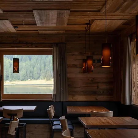 Rifugio Lago Malghette Hotell *